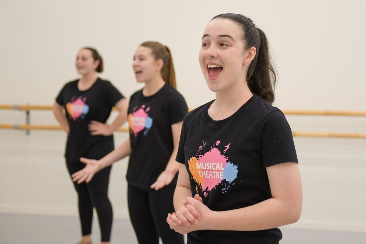 Music Theatre - Beginner Dance Classes for Kids at Redland Dance in Cleveland